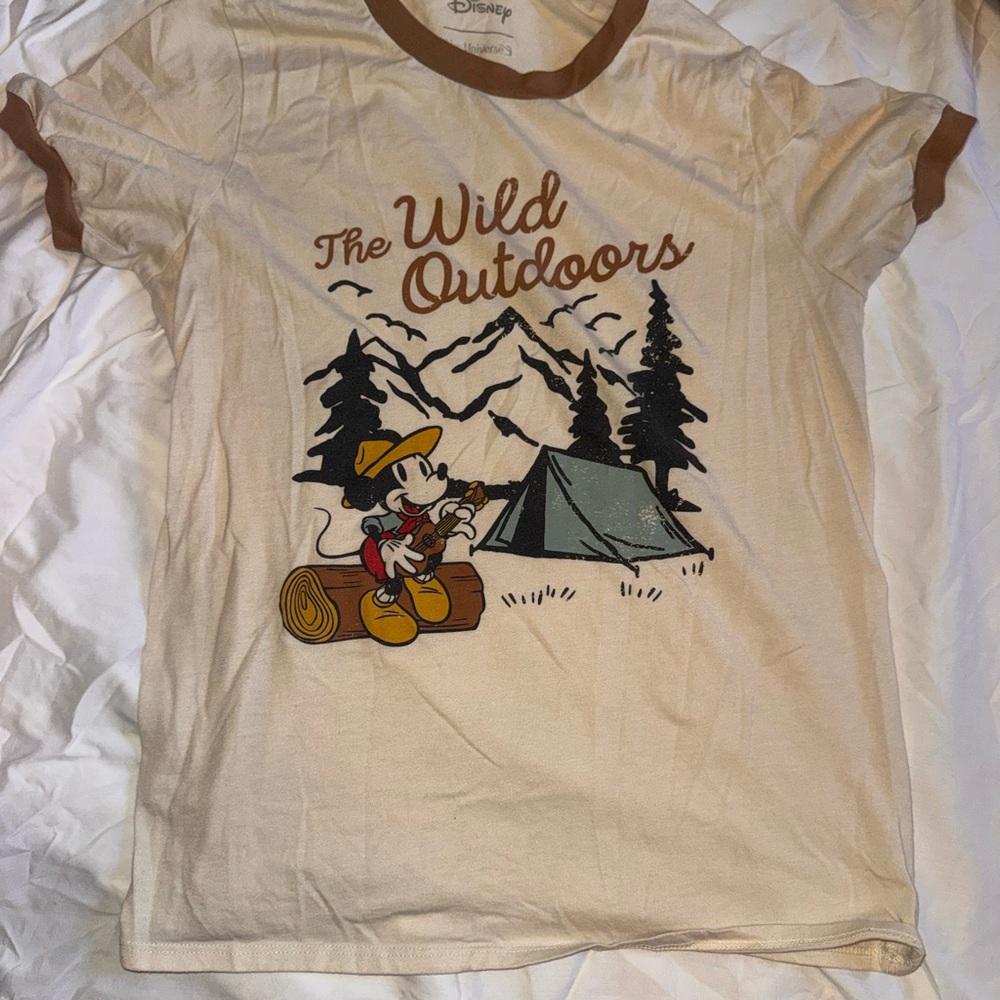 Disney Cream and Brown The Wild Outdoors Tee